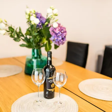 Marina 102 - Old Town 55m2 *